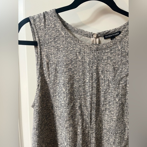 Eileen Fisher Broken Chevron Tencel Dress Size Medium - Picture 3 of 8